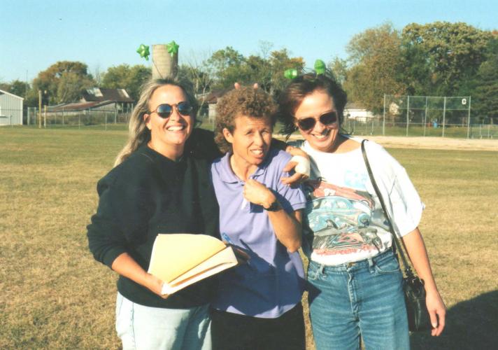 Mona, Cathleen & Max 4